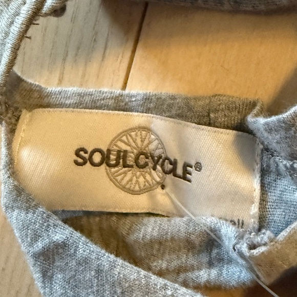 Soulcycle twist back tank with pack - Picture 4 of 5